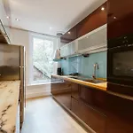 Wonderful Rooms In The Best Location