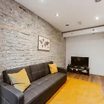 Wonderful Rooms In The Best Location